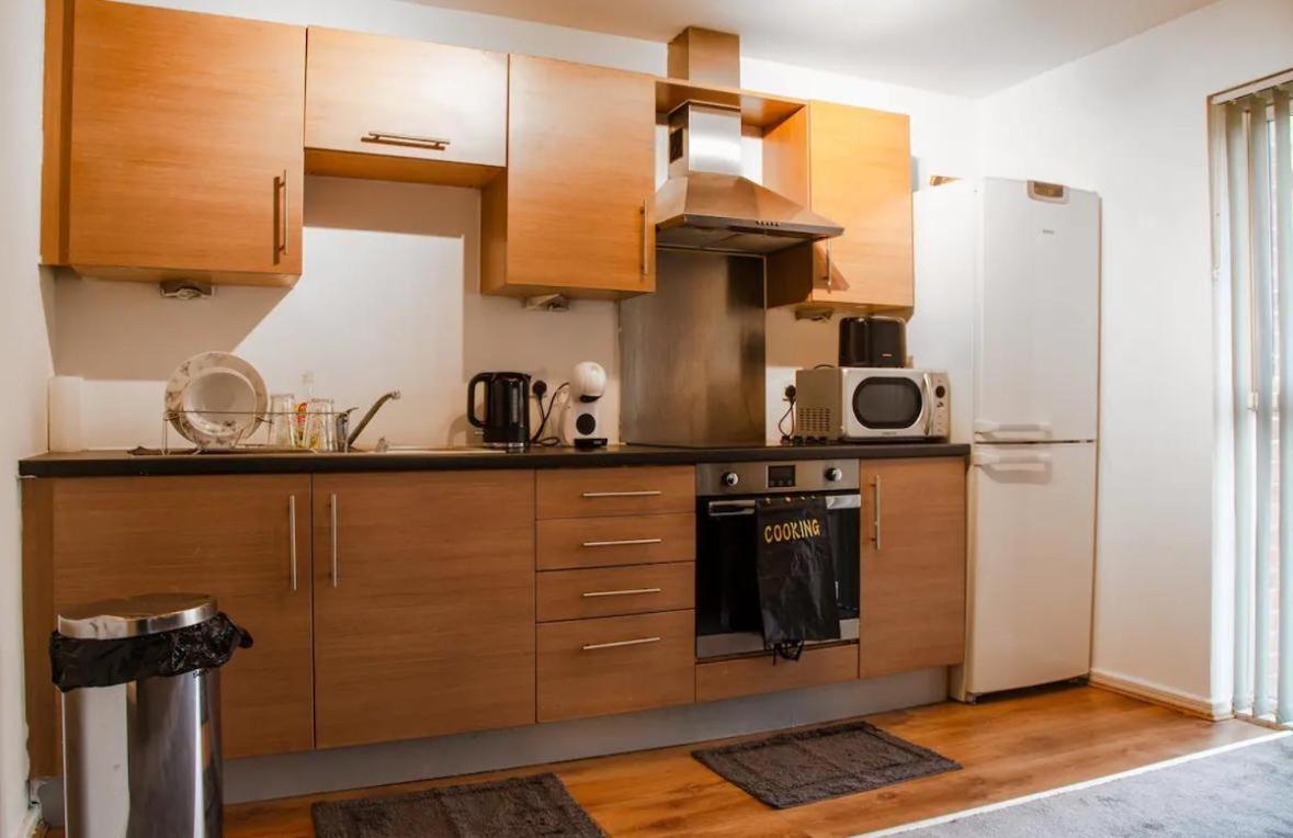 Apartment Luxury 2br Near Town And Etihad Stadium *